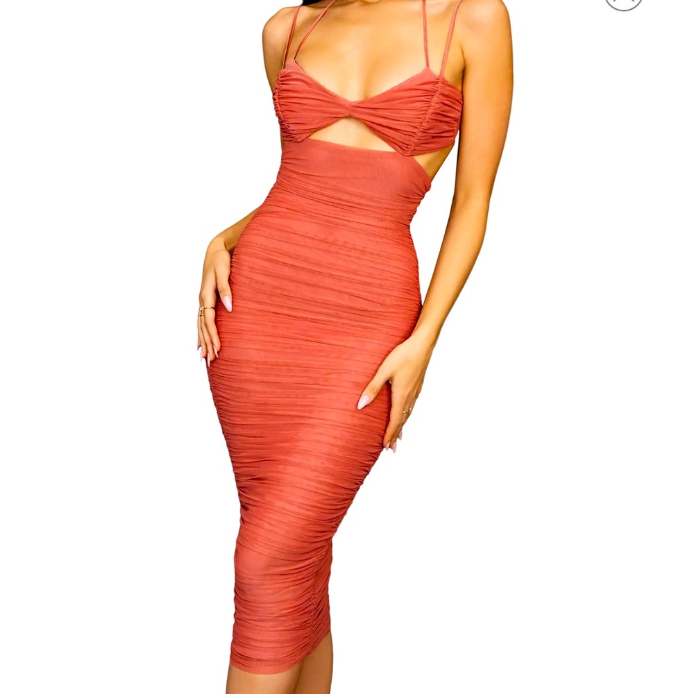 Sexy Body-Con Dress - Peach 🍑 size M HOUSEOFCB